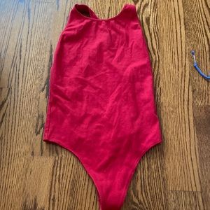 Aritzia Wilfred free high neck red tank